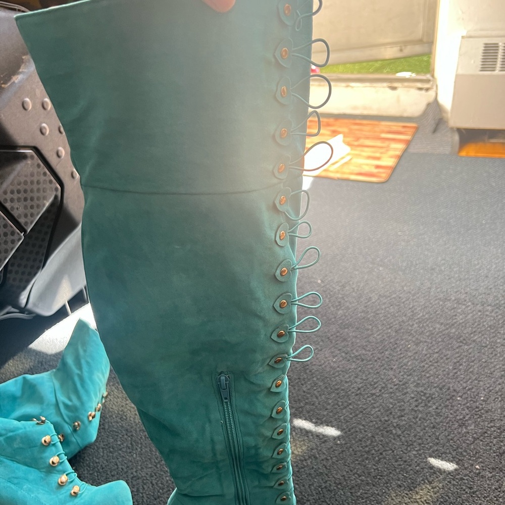 Chic Turquoise Lace-Up Heeled Boots - Picture 10 of 10
